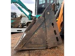 2022 Case Skid Steer Tr270b