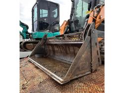 2022 Case Skid Steer Tr270b