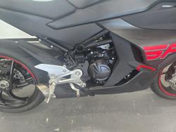 2025 CFMOTO 2025 Cf Moto 450CC 450 SR S Road Black