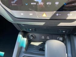 2025 KGM Musso Ultimate Q261 MY26 4X4 Dual Range Grand White