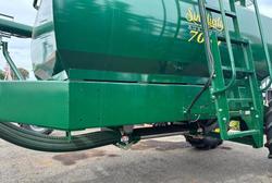 0 Simplicity 7000 L Tow Behind Quad Box GREEN