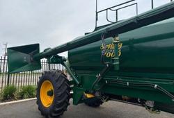 0 Simplicity 7000 L Tow Behind Quad Box GREEN