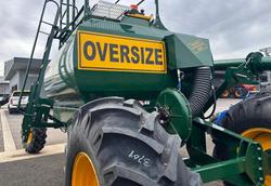 0 Simplicity 7000 L Tow Behind Quad Box GREEN