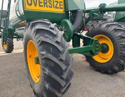 0 Simplicity 7000 L Tow Behind Quad Box GREEN