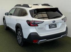 2025 Subaru Outback AWD Touring