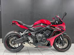 Honda CBR650R