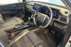 2025 Mahindra XUV700 AX7L