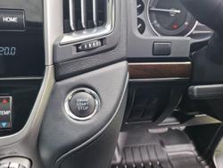 2017 Toyota Landcruiser VX