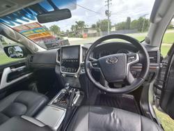 2017 Toyota Landcruiser VX