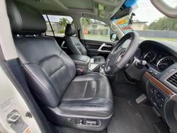2018 Toyota Landcruiser VX VDJ200R 4X4 Dual Range Glacier White