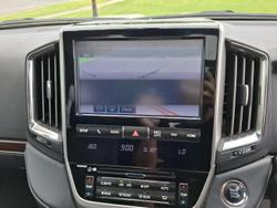 2018 Toyota Landcruiser VX VDJ200R 4X4 Dual Range Glacier White