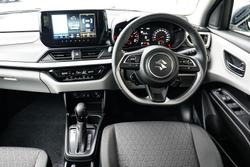 2025 Suzuki Swift Hybrid Plus