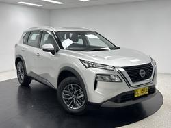 2024 Nissan X-TRAIL ST