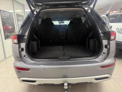 2021 Mitsubishi Outlander LS