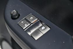 2018 Toyota Hilux SR GUN126R 4X4 Dual Range Glacier White