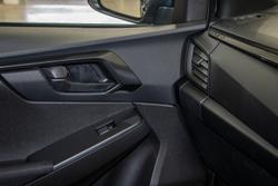 2025 Isuzu D-MAX X-RIDER