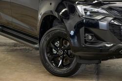 2025 Isuzu D-MAX X-RIDER