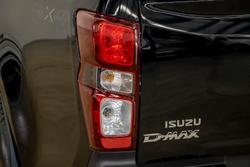 2025 Isuzu D-MAX X-RIDER
