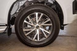 2025 Isuzu D-MAX LS-U