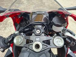 2017 Honda CBR1000RR (FIREBLADE) Red