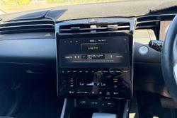 2023 Hyundai Tucson Highlander NX4.V2 MY23 White Cream