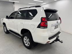 2021 Toyota Landcruiser Prado Kakadu GDJ150R 4X4 Dual Range Glacier White