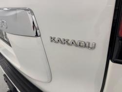 2021 Toyota Landcruiser Prado Kakadu GDJ150R 4X4 Dual Range Glacier White