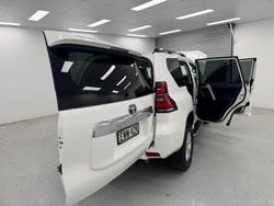 2021 Toyota Landcruiser Prado Kakadu GDJ150R 4X4 Dual Range Glacier White