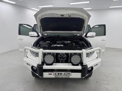 2021 Toyota Landcruiser Prado Kakadu GDJ150R 4X4 Dual Range Glacier White
