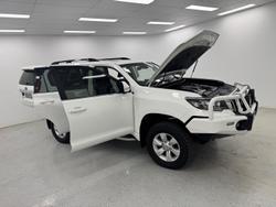 2021 Toyota Landcruiser Prado Kakadu GDJ150R 4X4 Dual Range Glacier White