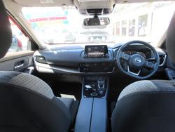 2025 Nissan X-TRAIL ST