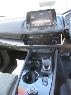 2025 Nissan X-TRAIL ST