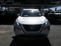 2025 Nissan X-TRAIL ST