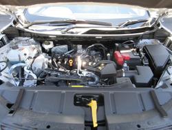 2025 Nissan X-TRAIL ST