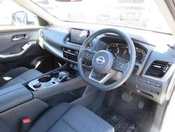 2025 Nissan X-TRAIL ST