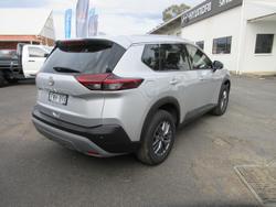2025 Nissan X-TRAIL ST