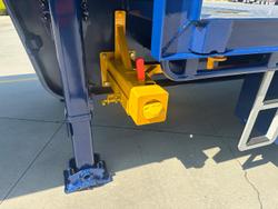 2025 CIMC 45' Drop Deck With Single Ramps