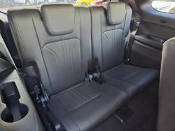 2025 Isuzu MU-X LS-T