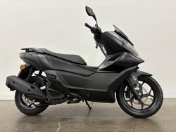 CFMOTO 2025 CF Moto 150CC 150 SC Scooter