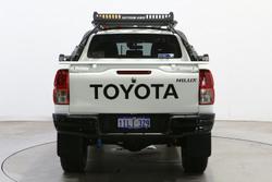 2025 Toyota Hilux SR