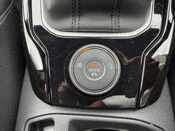 2025 Volkswagen T-Roc 140TSI R-Line