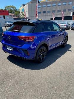 2025 Volkswagen T-Roc 140TSI R-Line