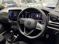 2025 Volkswagen T-Roc 140TSI R-Line