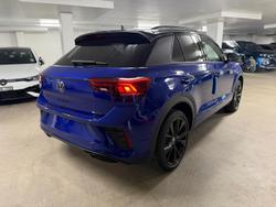 2025 Volkswagen T-Roc 140TSI R-Line