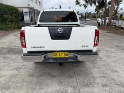 2010 NISSAN NAVARA ST-X (4x4)