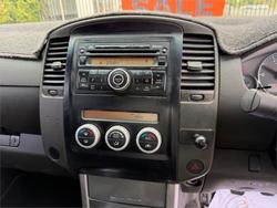 2010 NISSAN NAVARA ST-X (4x4)