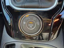 2025 Volkswagen T-Roc 140TSI R-Line