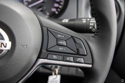 2025 Nissan Navara ST