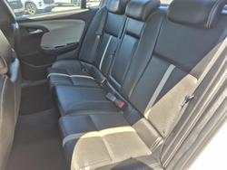 2016 Holden Calais VF Series II MY16 Heron White