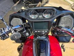 2021 INDIAN CHALLENGER LIMITED Red